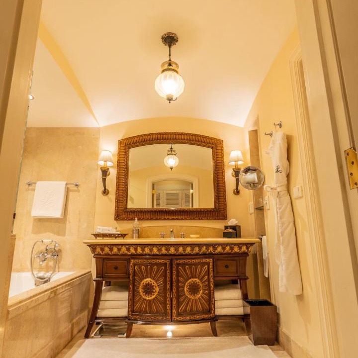 Photo of Bathroom in Agara