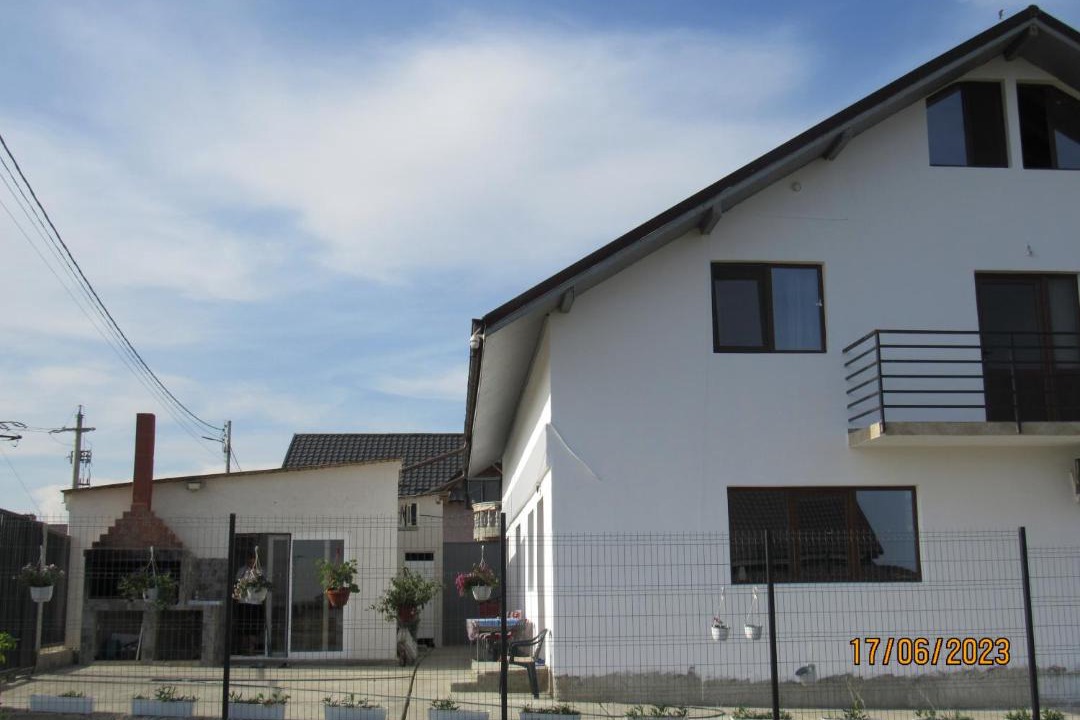 Photo of Others in Corbu