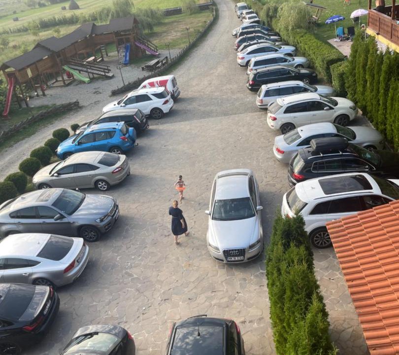 Photo of Others in Calinesti