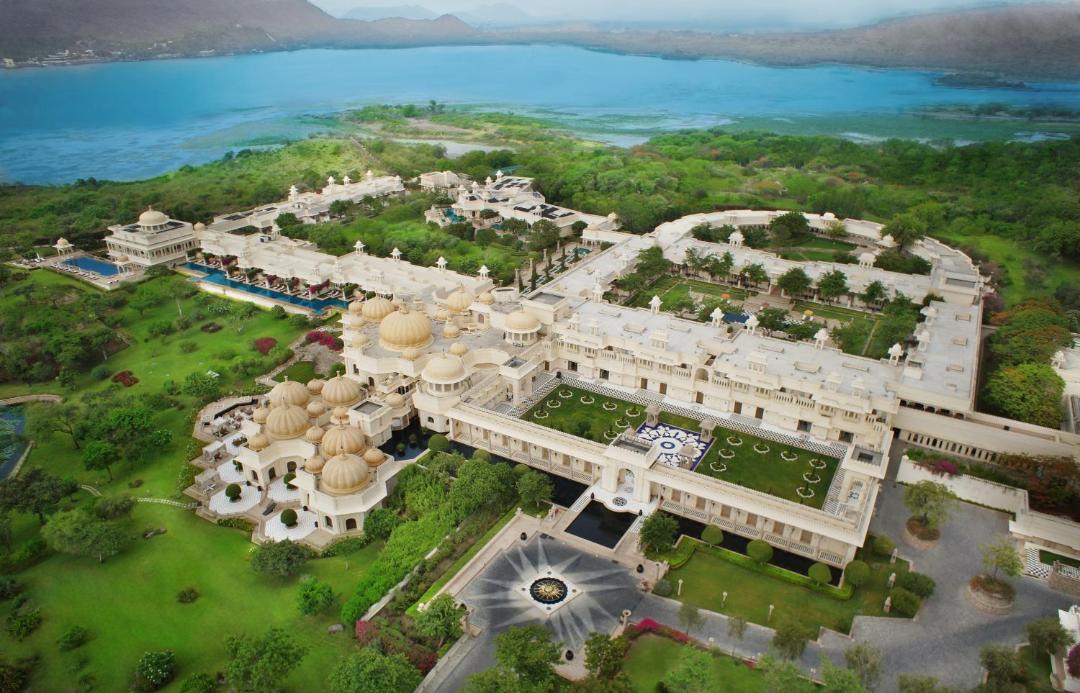 Photo of Others in Lake Pichola