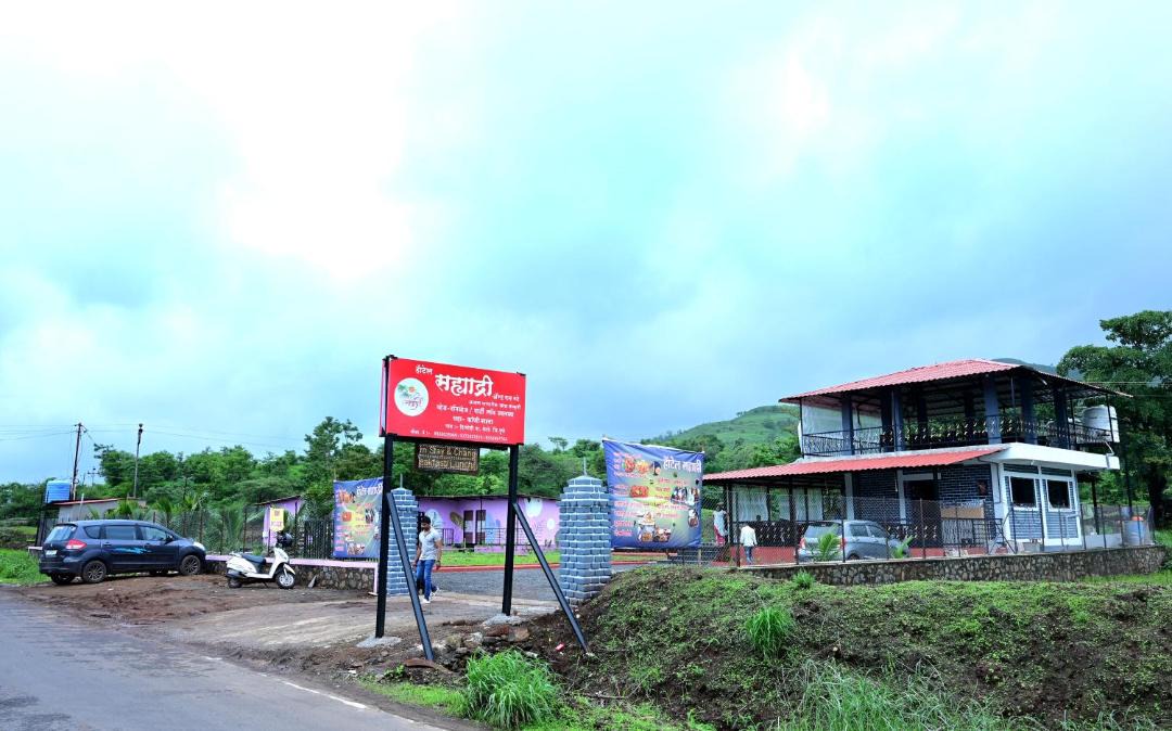 Photo of Others in Ambavna