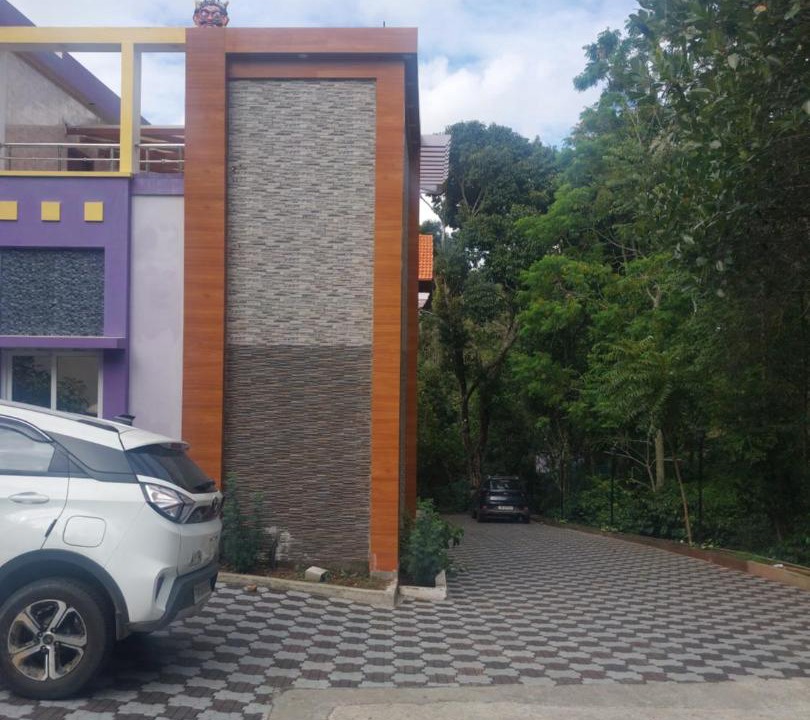 Photo of Buildings in Yercaud