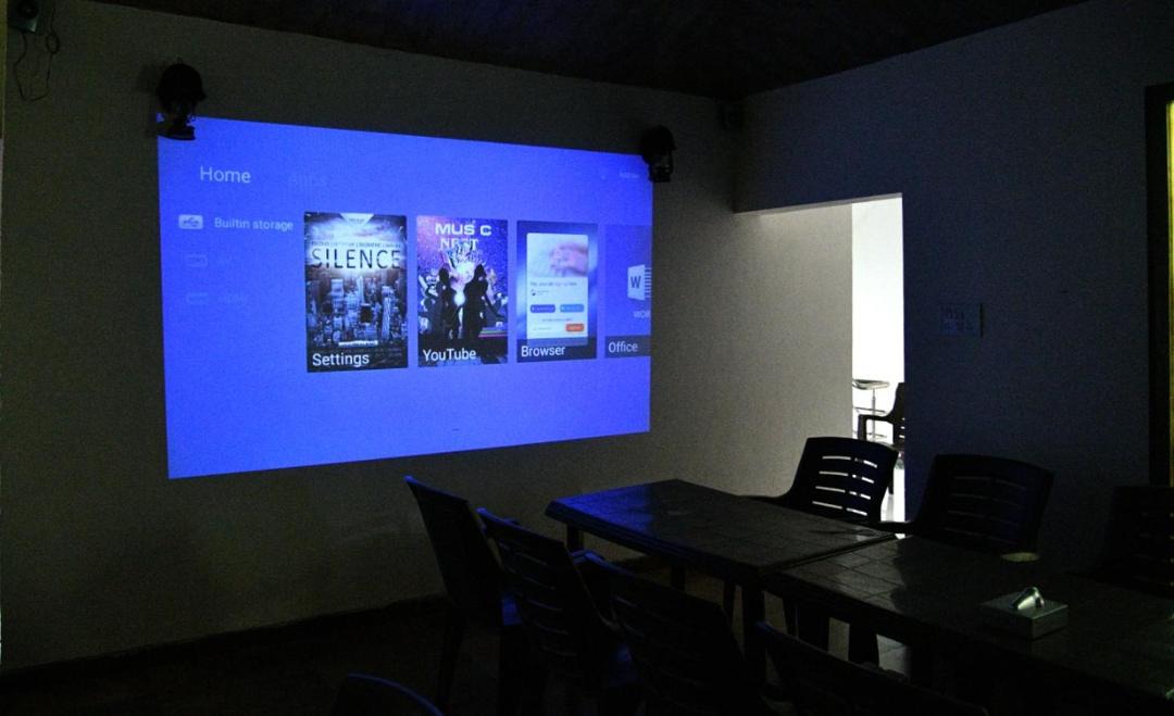 Photo of Livingroom in Bhilar
