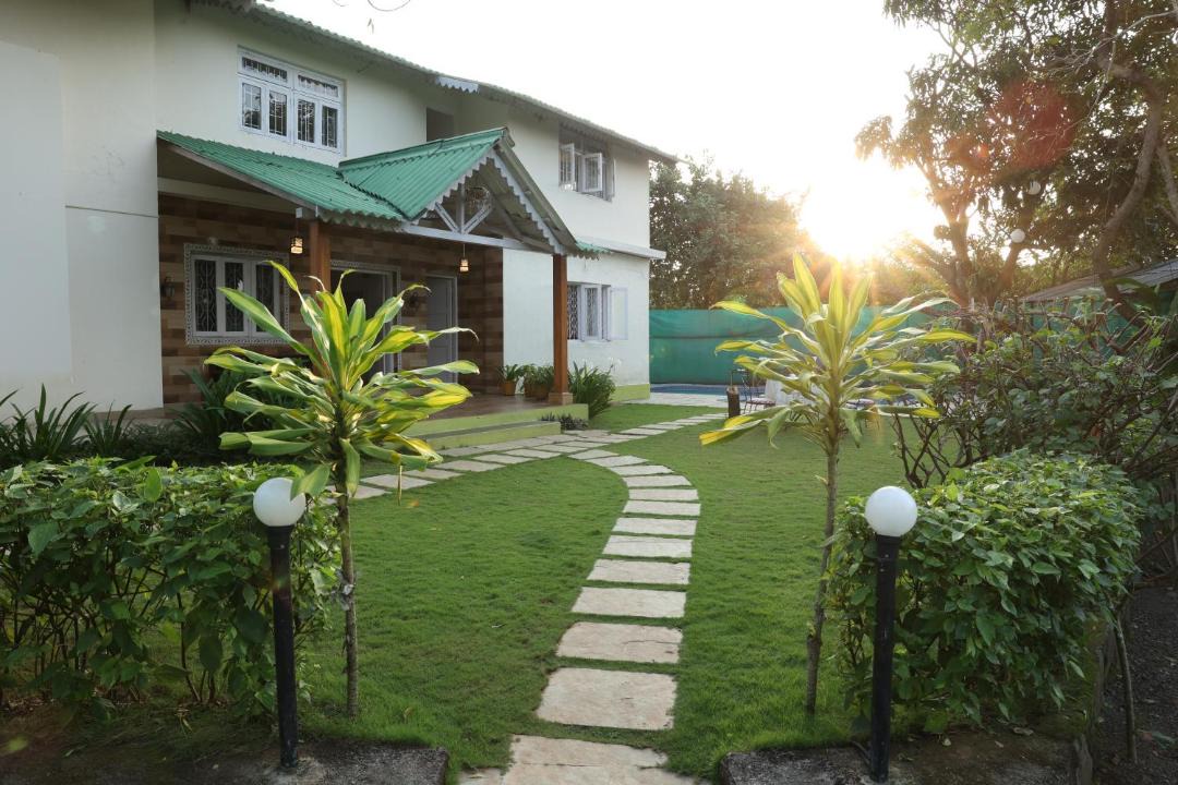 Photo of Buildings in Chondhi
