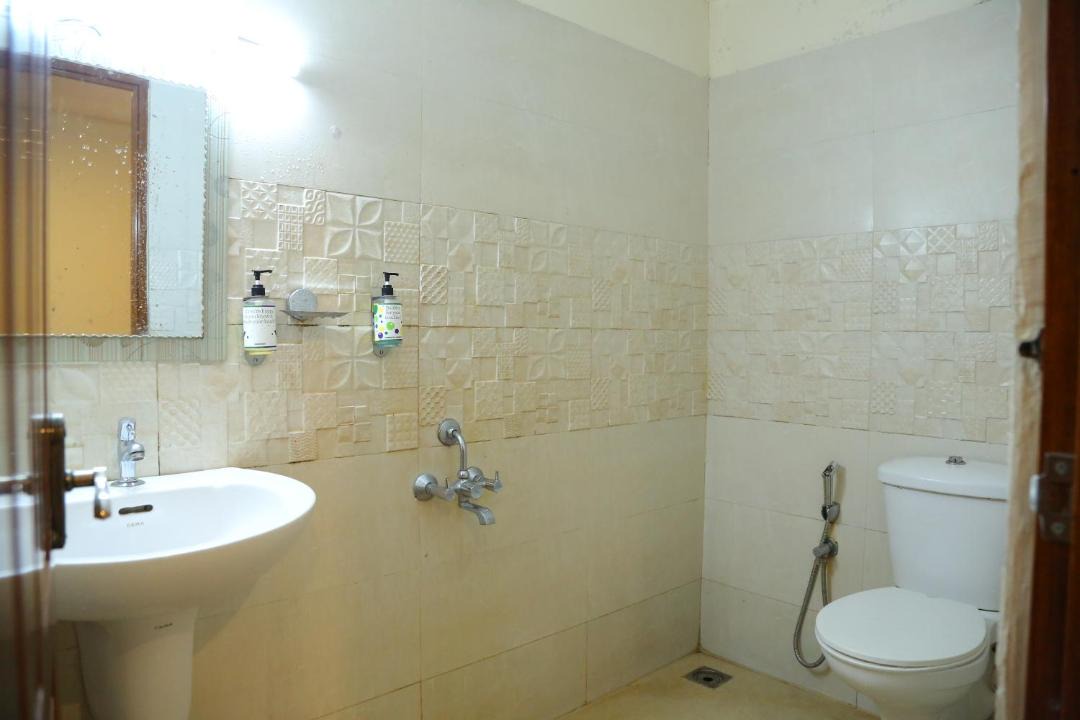 Photo of Bathroom in Kaloor