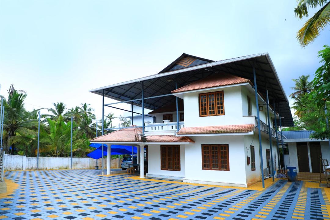 Photo of Others in Munroe Island