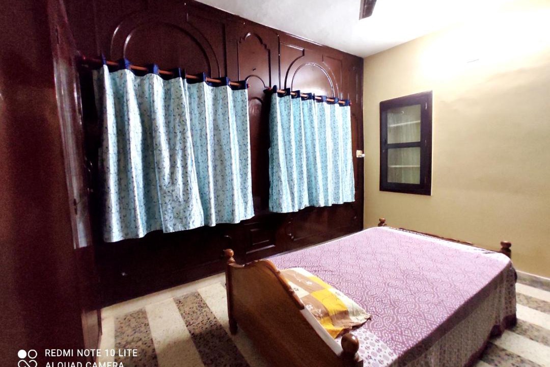Photo of Bedroom in Mylapore Tiruvallikk