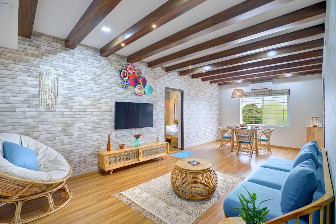 Photo of Livingroom in HBR Layout