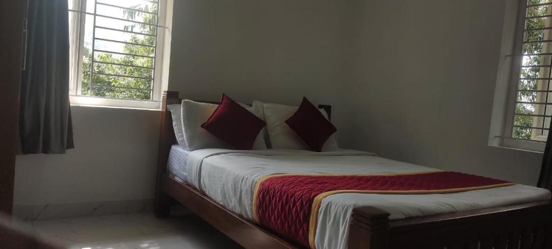 Photo of Bedroom in Kodaikanal