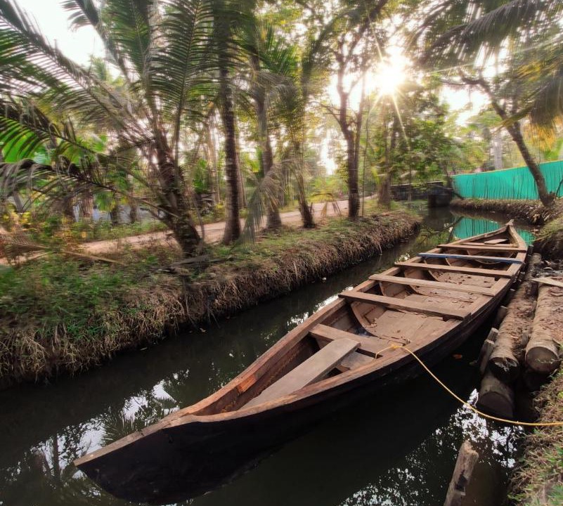Photo of Others in Munroe Island
