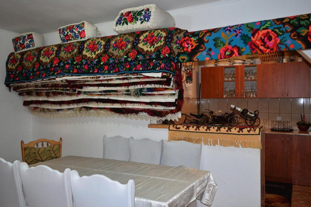 Photo of Others in Vadu Izei
