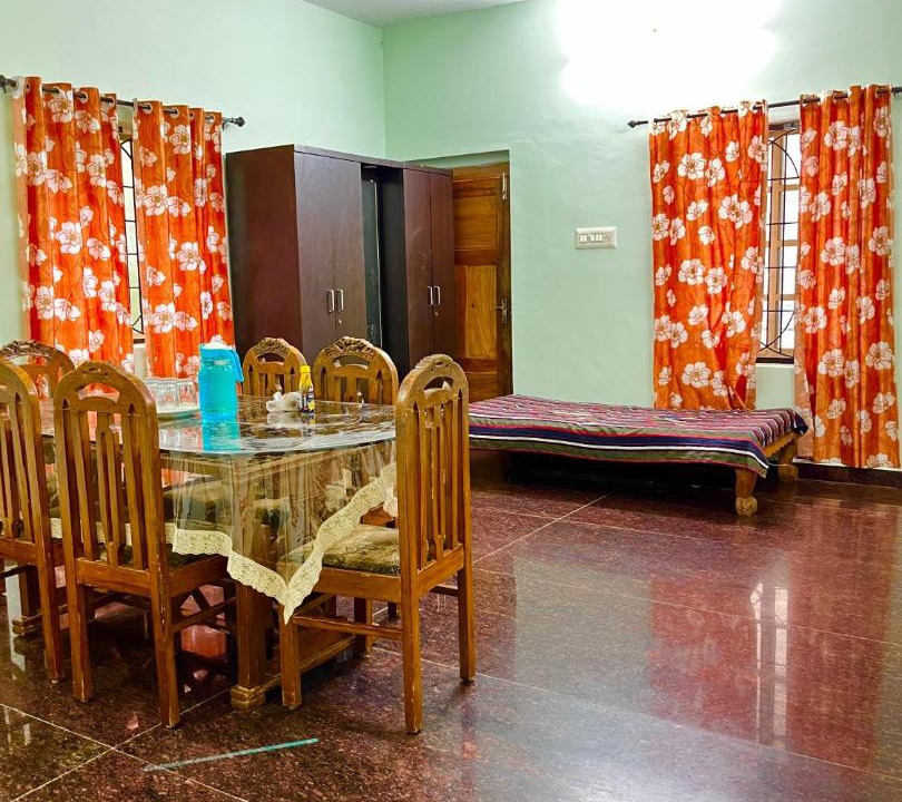 Photo of Livingroom in Tonse West