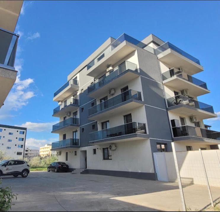 Photo of Buildings in Mamaia-Sat