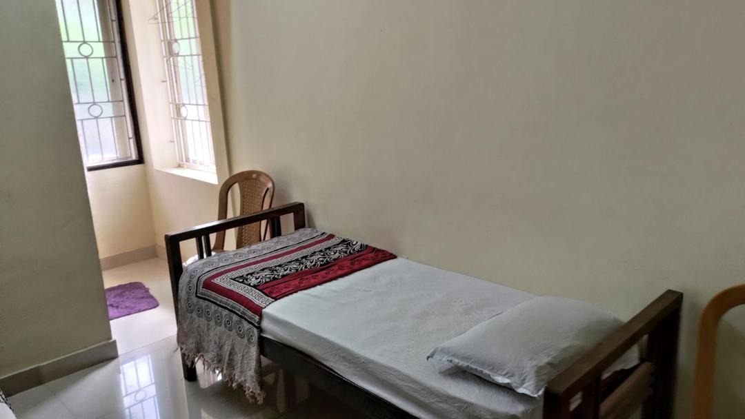 Photo of Bedroom in Adyar