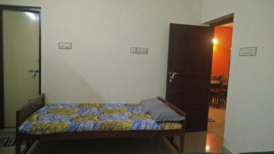 Photo of Bedroom in Adyar