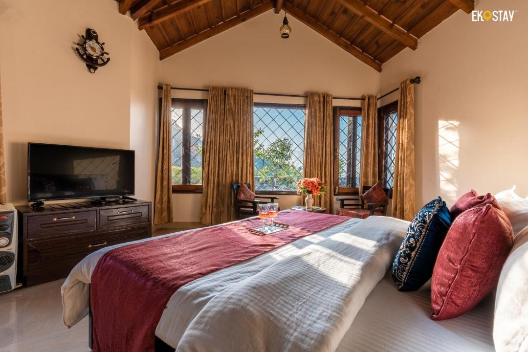 Photo of Bedroom in Nainital