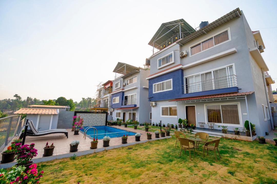 Photo of Buildings in Bhilar