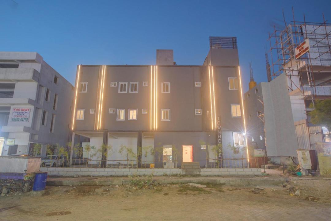 Photo of Buildings in Thoraipakkam