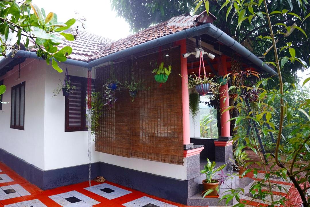 Photo of Buildings in Thalassery