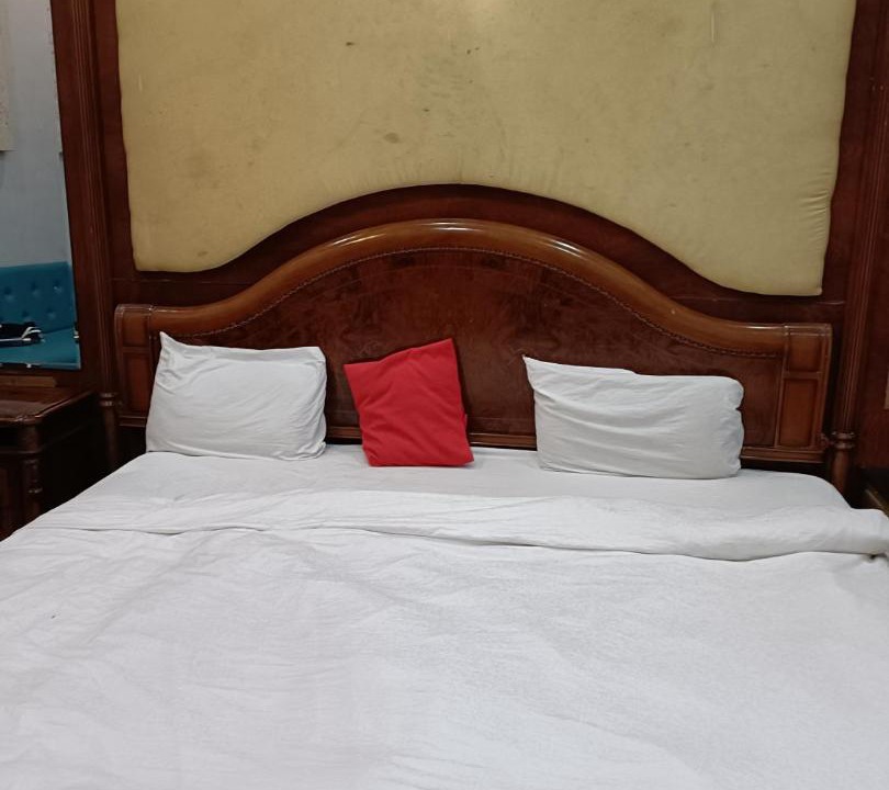 Photo of Bedroom in Aarey Colony