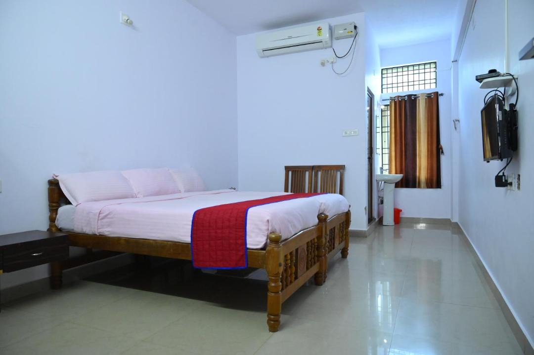 Photo of Bedroom in Murudeshwara
