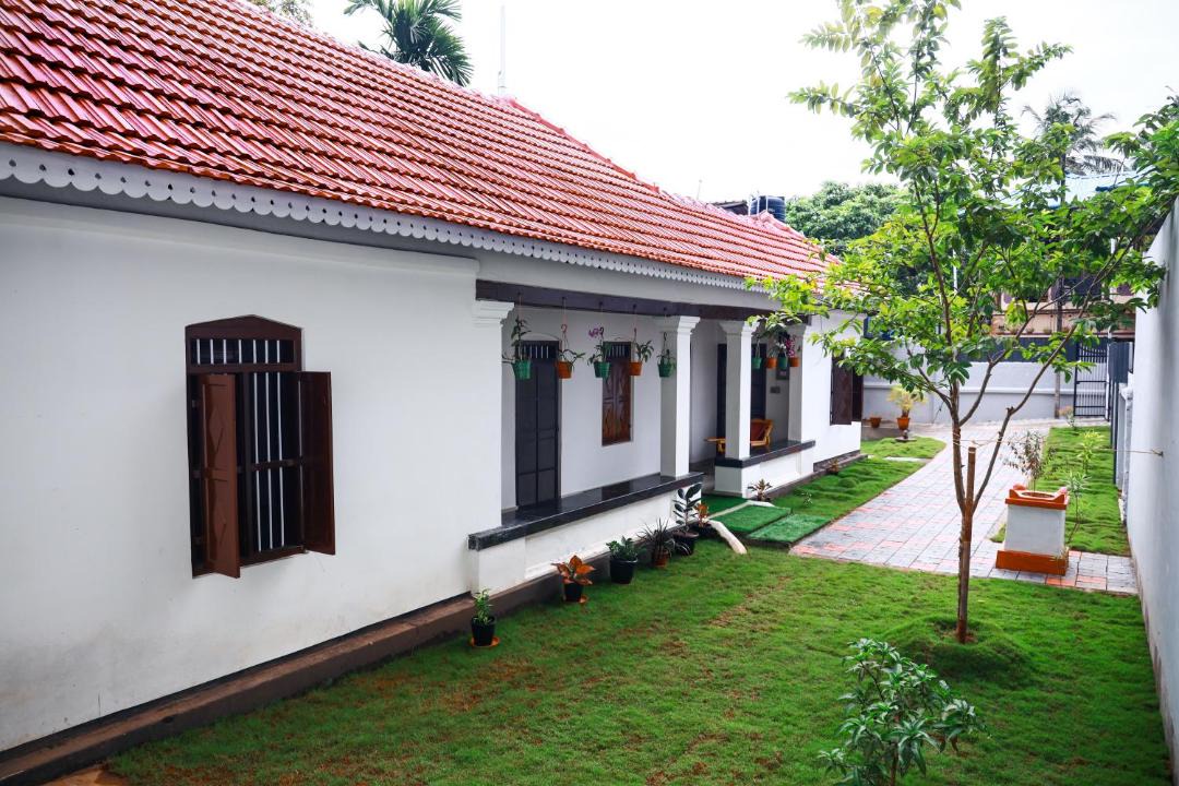 Photo of Buildings in Mullakkal