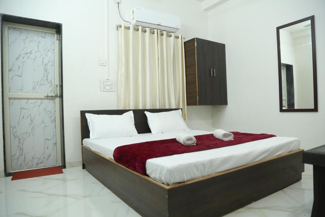 Photo of Bedroom in Satara