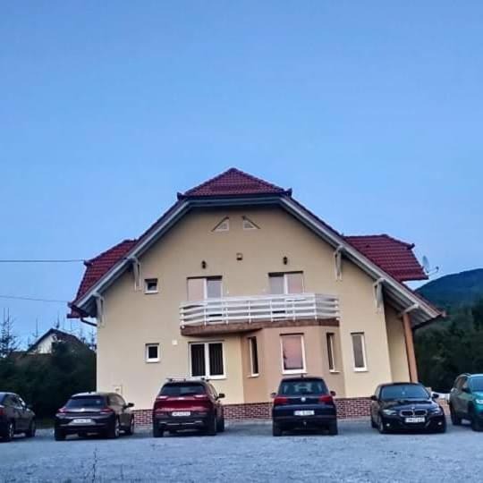 Photo of Others in Praid