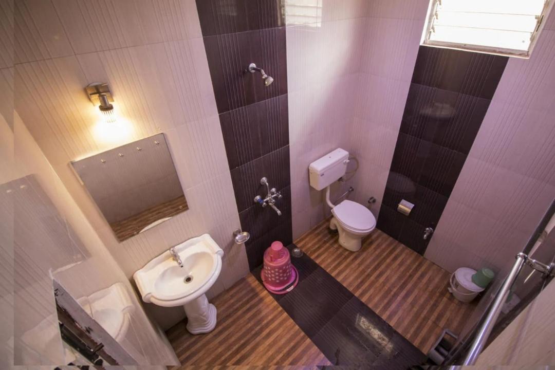 Photo of Bathroom in Pachmarhi