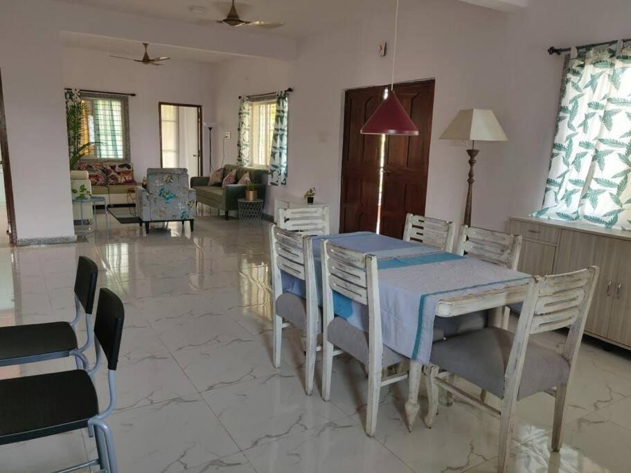Photo of Livingroom in Karjat