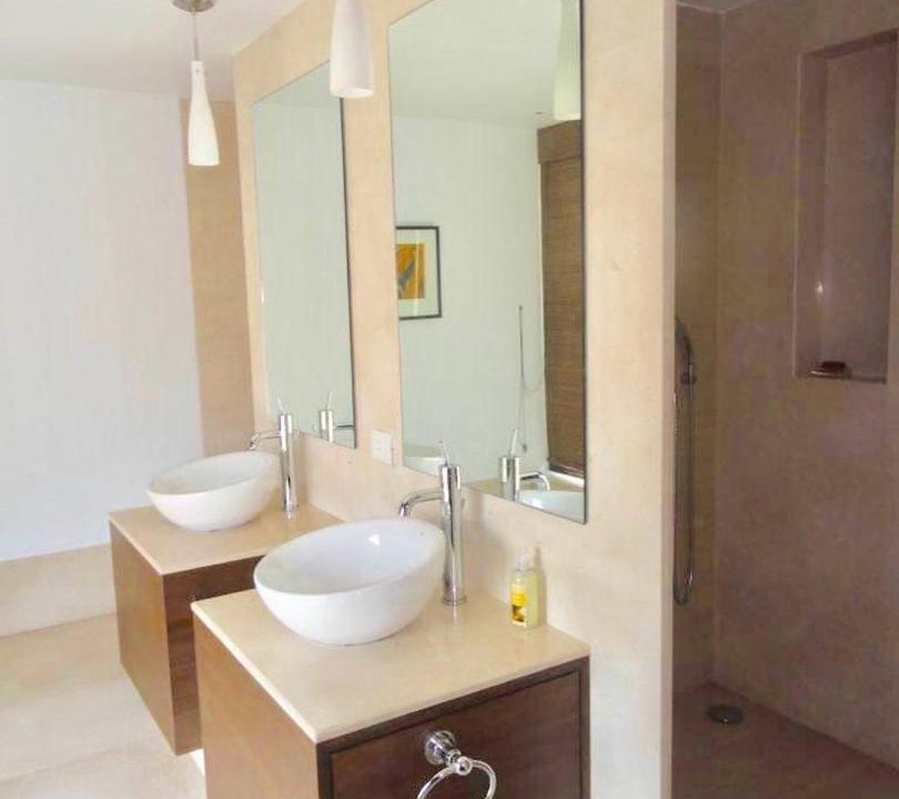 Photo of Bathroom in Chapora