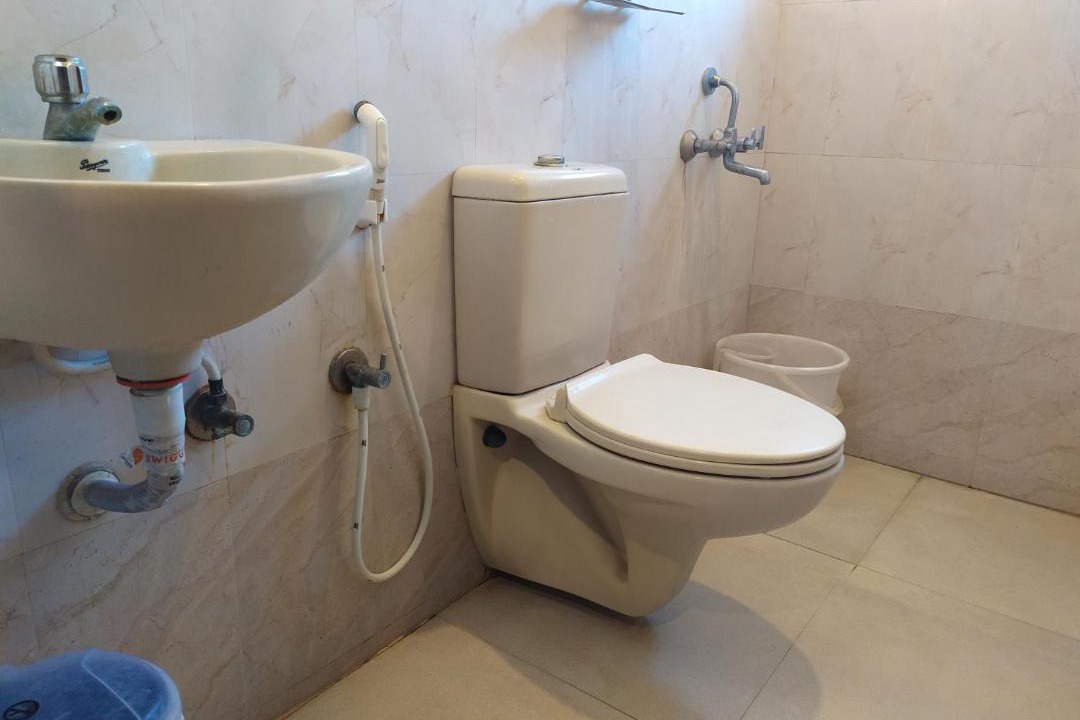 Photo of Bathroom in Kelambakkam