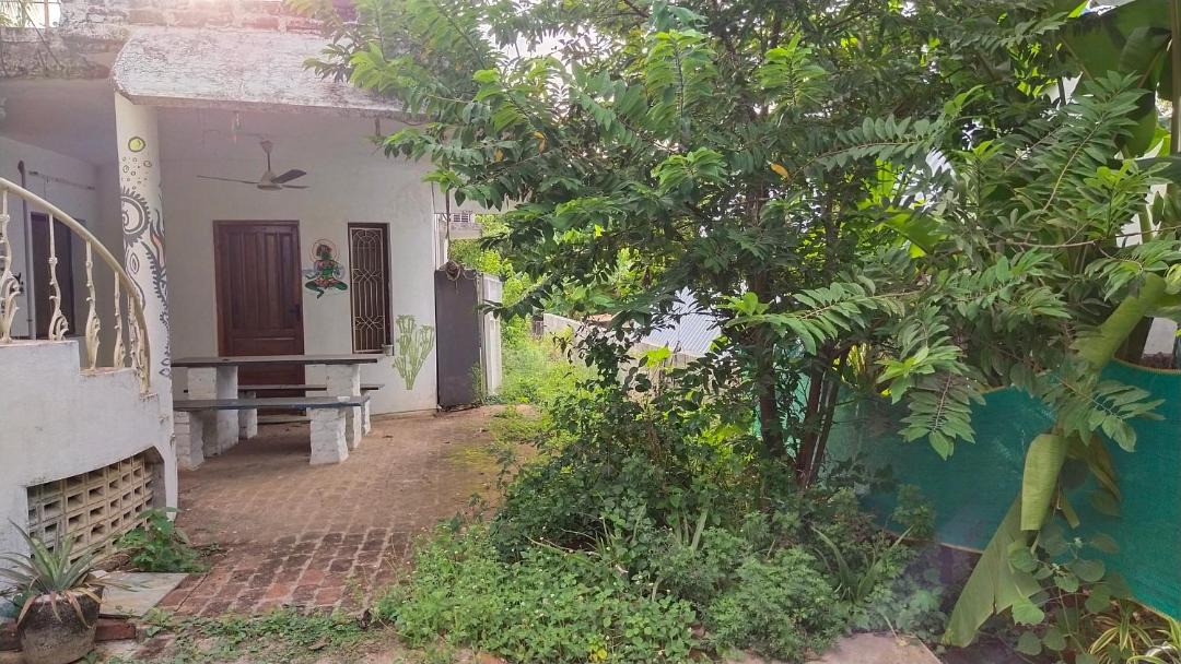 Photo of Buildings in Gvanagar