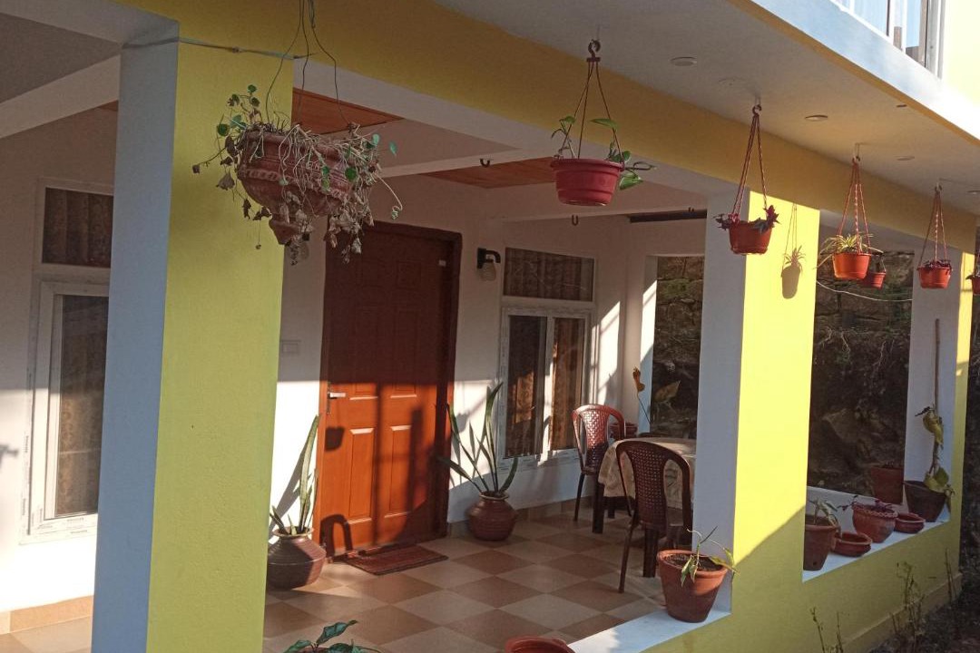 Photo of Livingroom in Yercaud