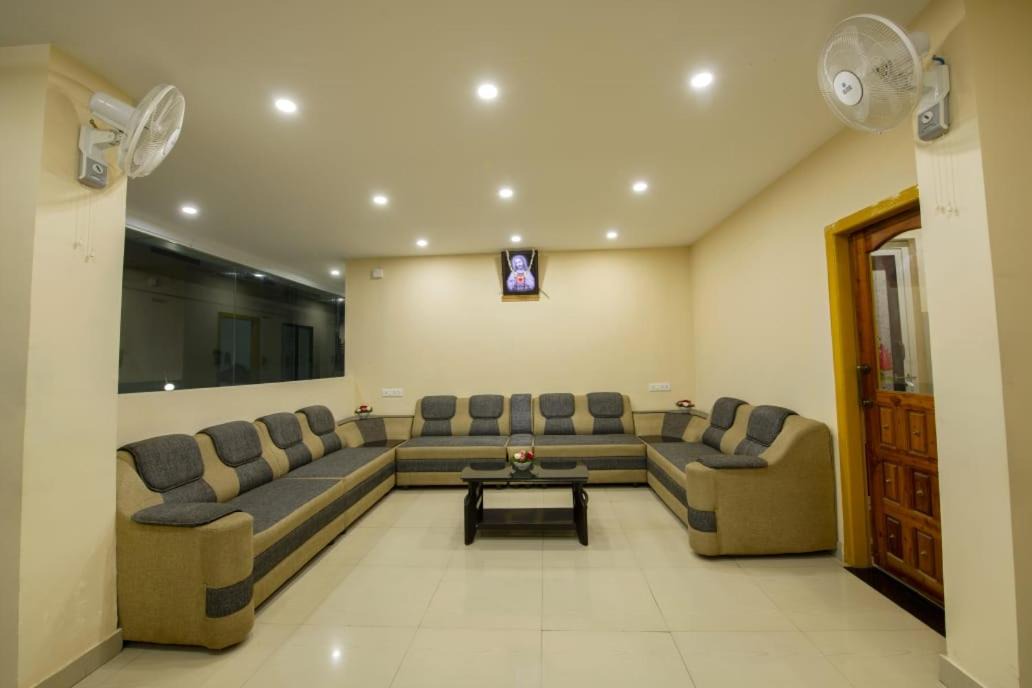 Photo of Livingroom in Kumily