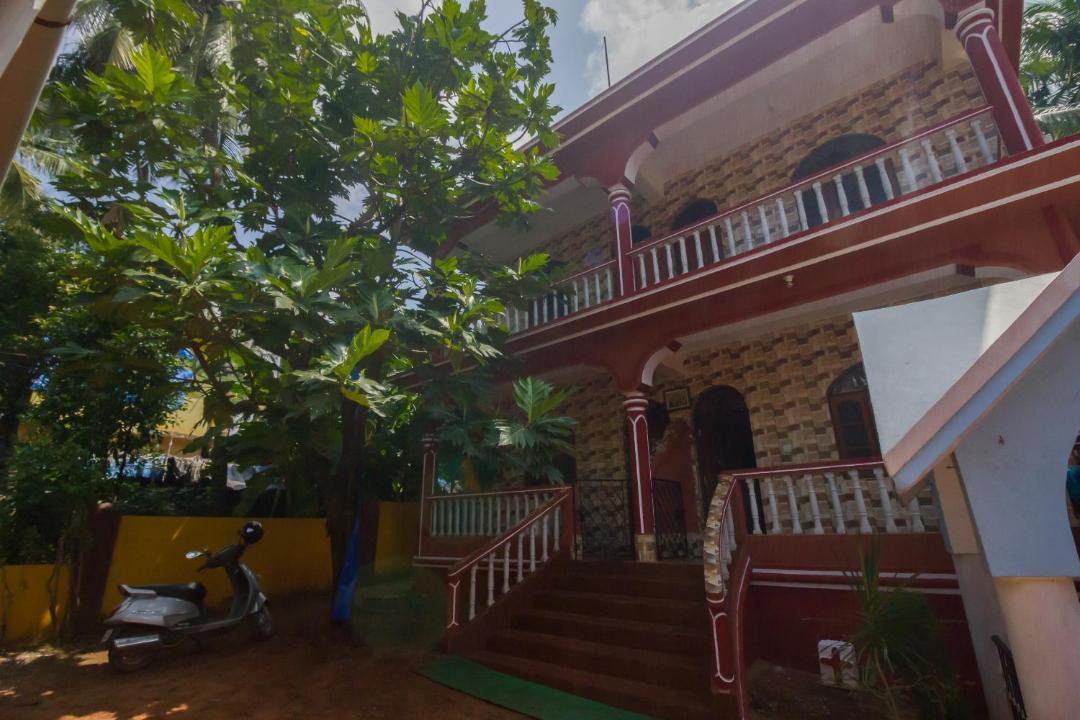 Photo of Buildings in Calangute