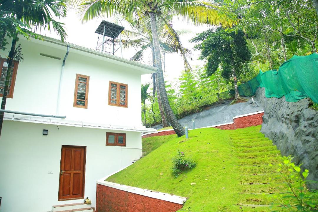Photo of Buildings in Manjoora