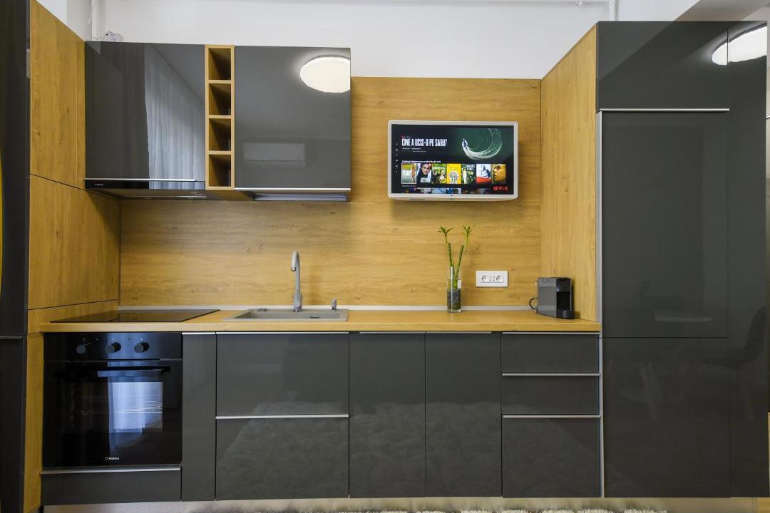Photo of Kitchen in Mamaia-Sat