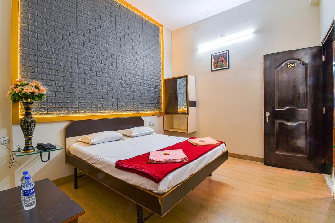 Photo of Bedroom in Panhala