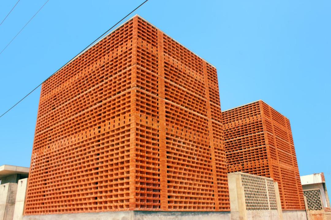 Photo of Buildings in Gvanagar