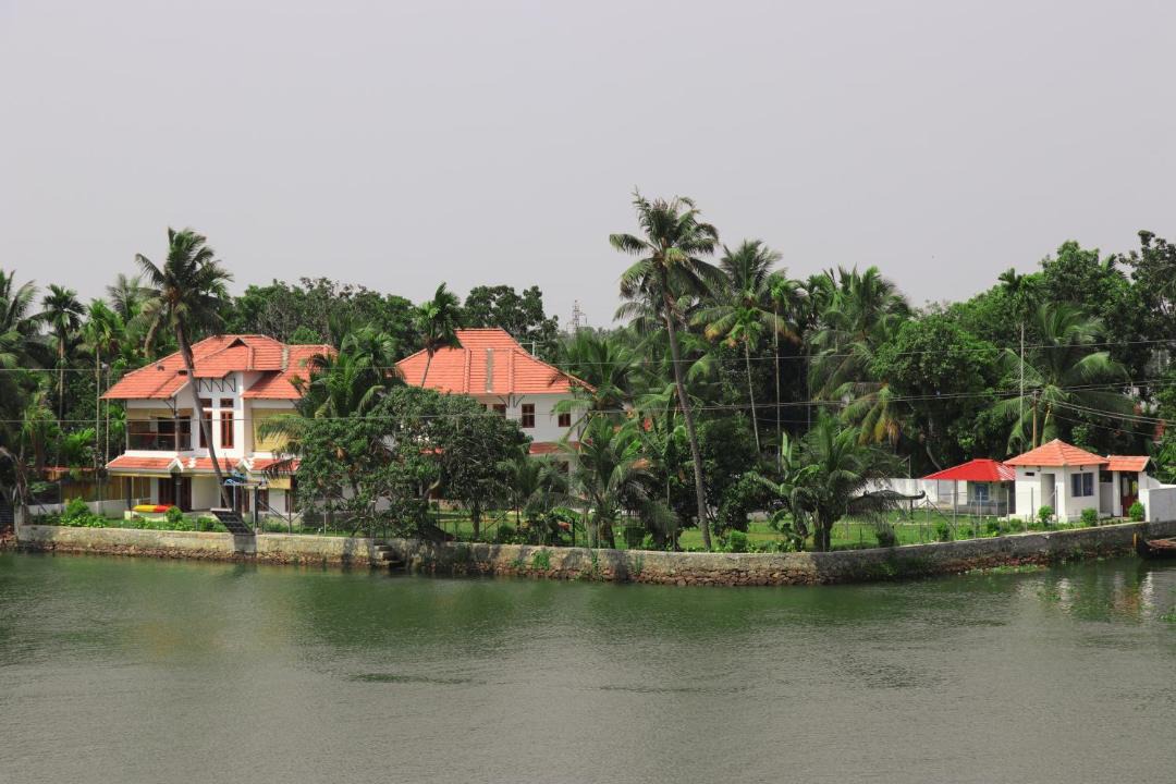 Photo of Others in Mankombu