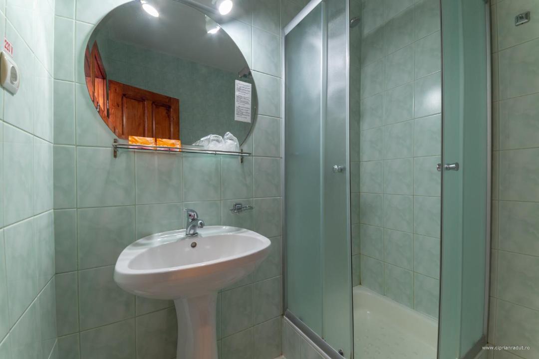 Photo of Bathroom in Tirnaveni