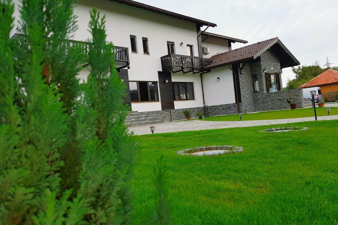 Photo of Others in Calugareni