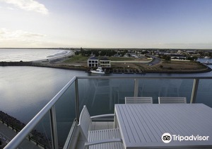 Wallaroo Marina Apartments in Wallaroo