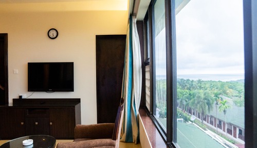 Premium Suite