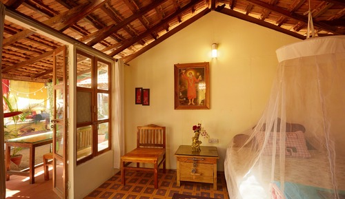 Twin Room, Private Bathroom, Poolside