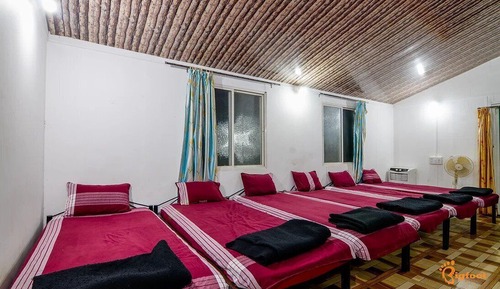8 Beded Bungalow