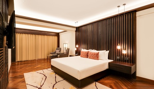 Premier Suite