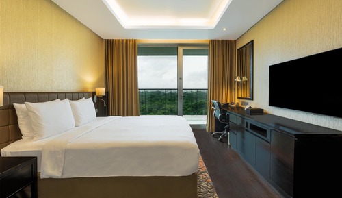 Premium Suite, 1 King Bed
