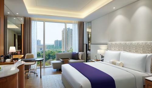 Deluxe Room, 1 King Bed
